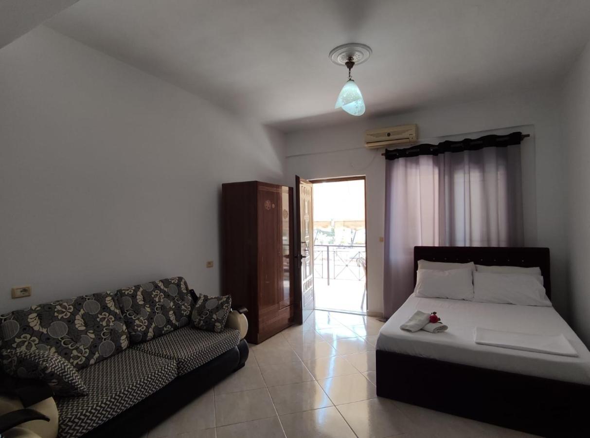 Bella Apartment'S Ксамил Екстериор снимка