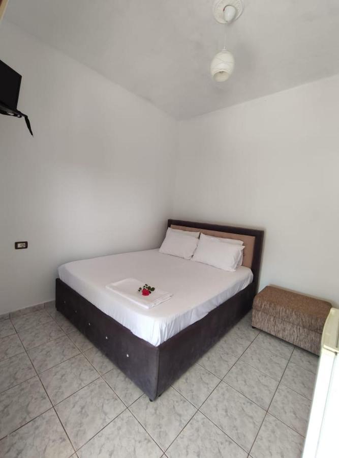 Bella Apartment'S Ксамил Екстериор снимка